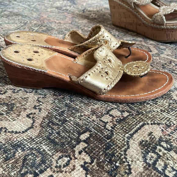 Jack Rogers Hampton Wedge in Gold - Picture 2 of 5